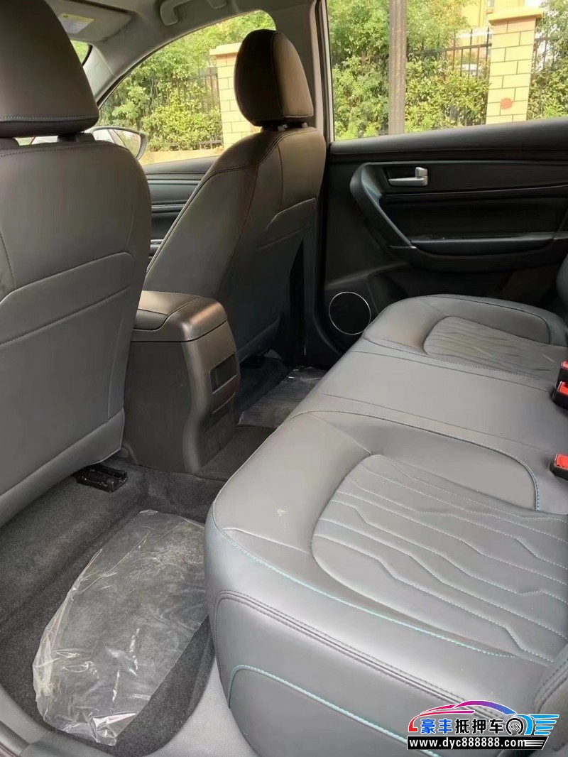 23年东风风行s60轿车抵押车出售