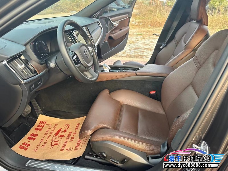 21年沃尔沃S90轿车抵押车出售