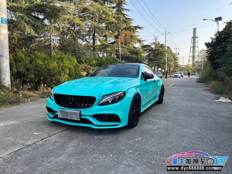 17年奔驰C轿车抵押车出售