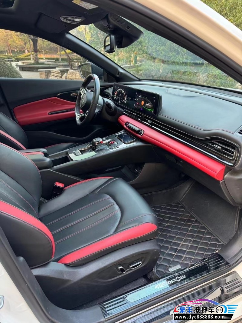 22年传祺影豹轿车抵押车出售