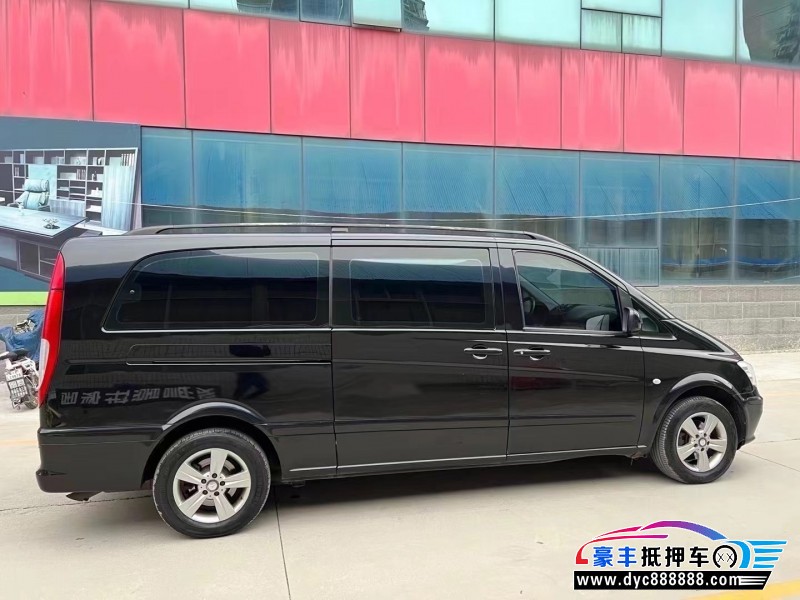 12年奔驰V轿车抵押车出售