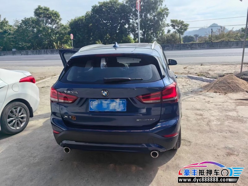 21年宝马X1轿车抵押车出售