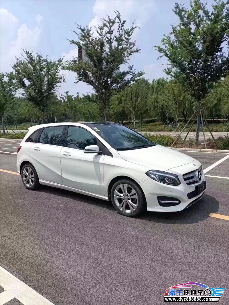 15年奔驰B轿车抵押车出售