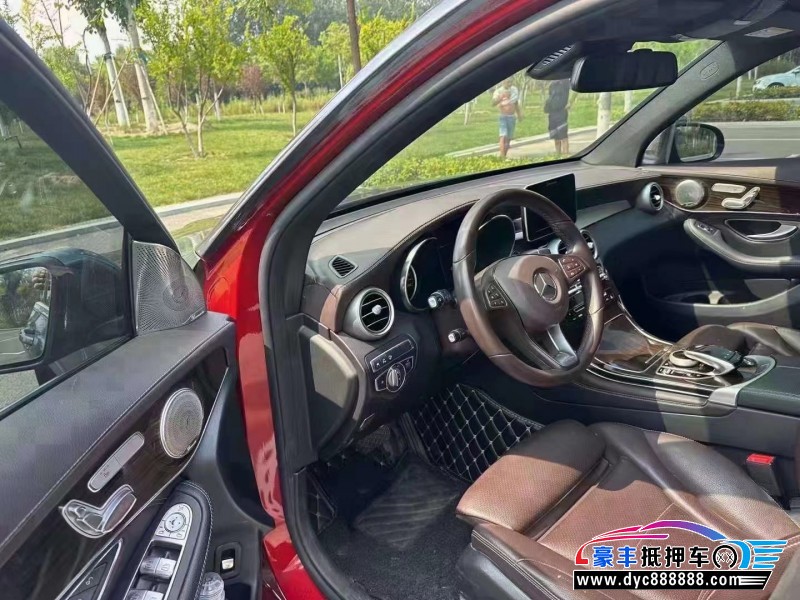 18年奔驰GLCSUV抵押车出售