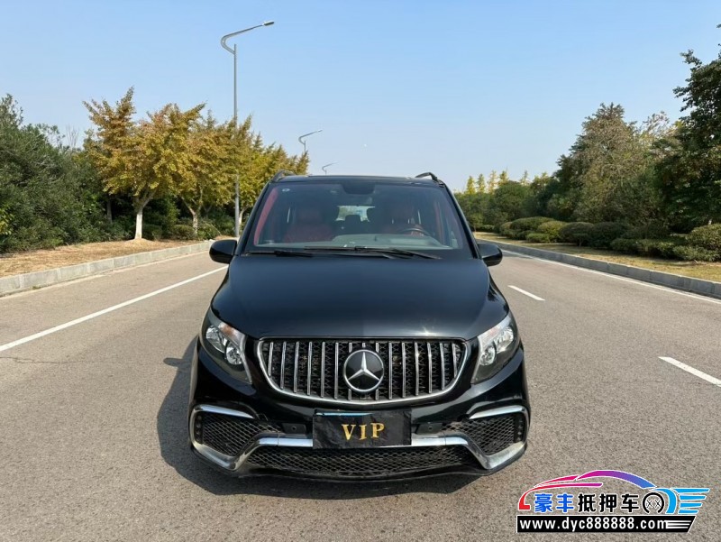 19年奔驰威霆轿车抵押车出售