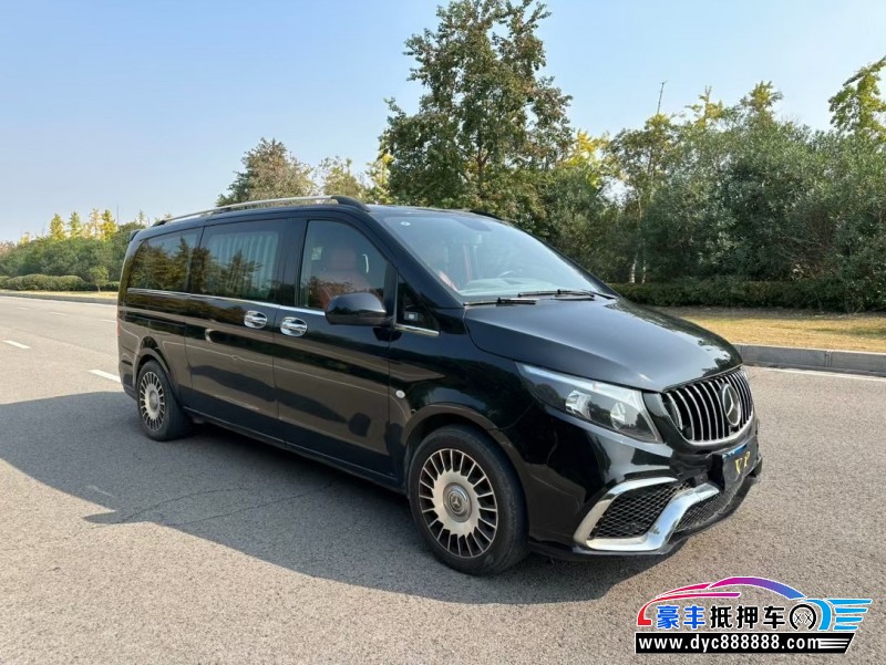 19年奔驰威霆轿车抵押车出售