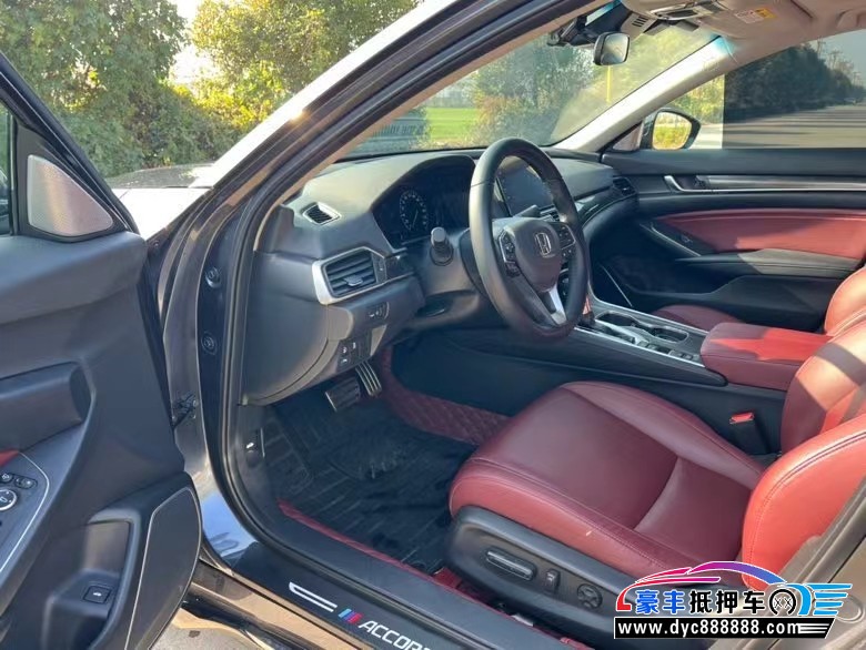 22年本田雅阁轿车抵押车出售