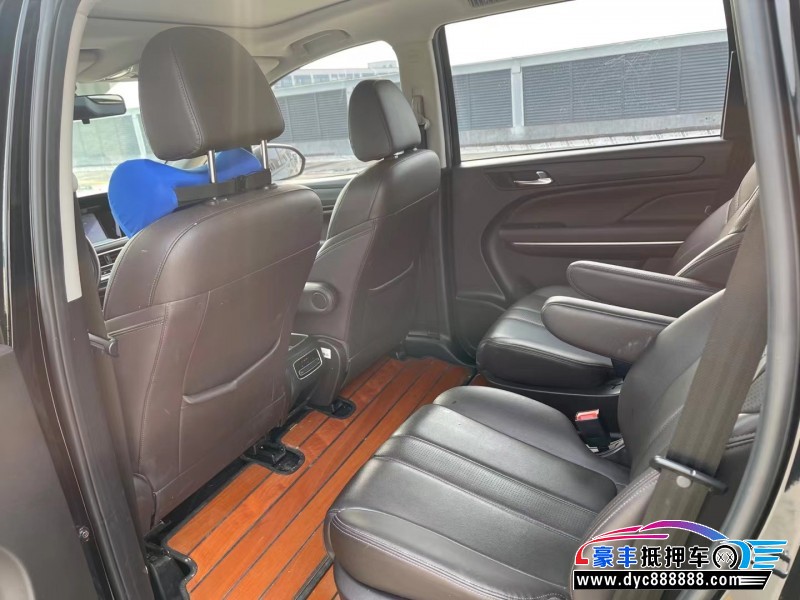 19年传祺GM6轿车抵押车出售