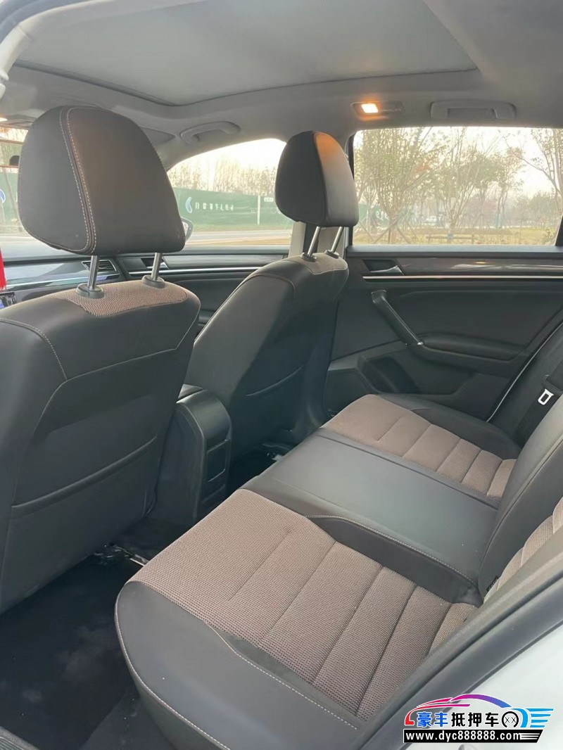 18年大众蔚领轿车抵押车出售