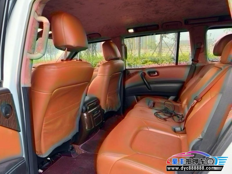 19年日产途乐轿车抵押车出售