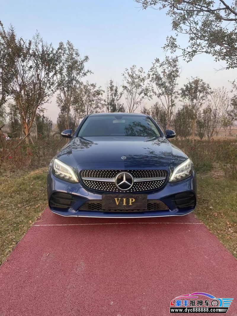 20年奔驰C轿车抵押车出售