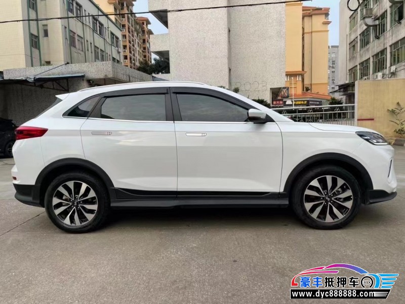 21年威马汽车ex5轿车抵押车出售