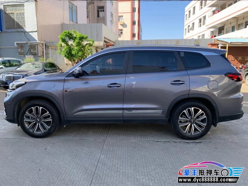 22年奇瑞瑞虎8SUV抵押车出售