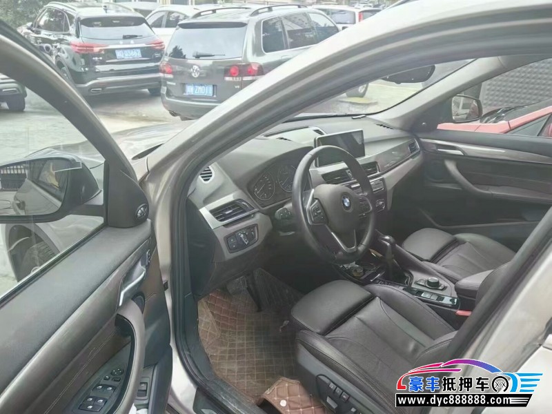 18年宝马X1轿车抵押车出售