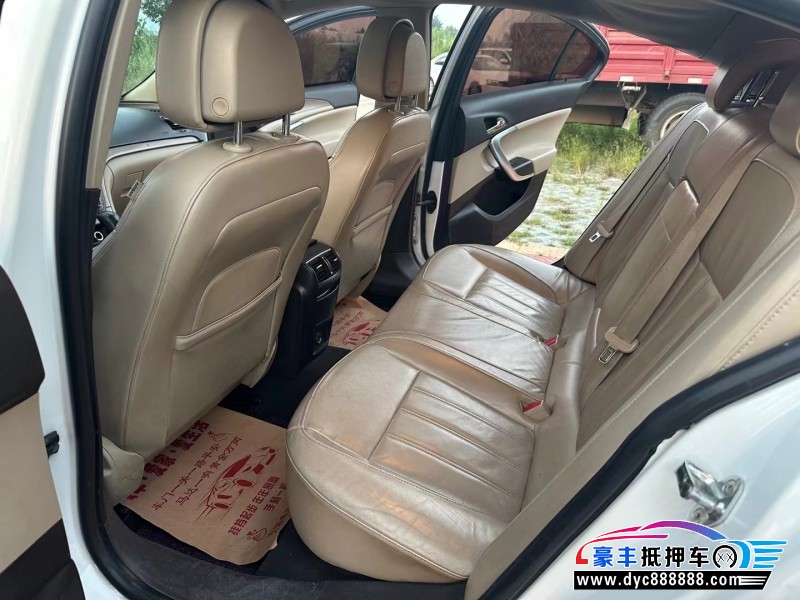 12年别克君威轿车抵押车出售