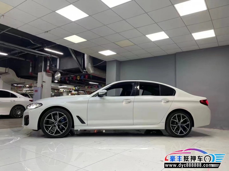 21年宝马5系轿车抵押车出售