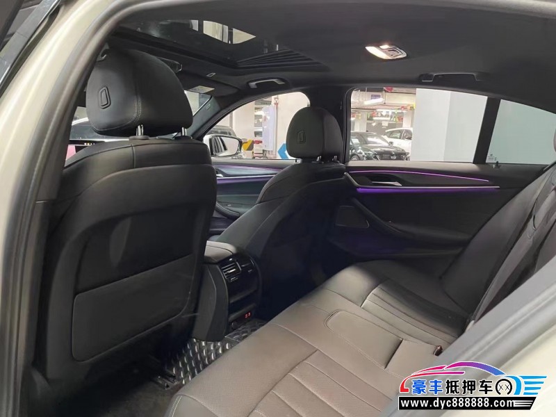 21年宝马5系轿车抵押车出售