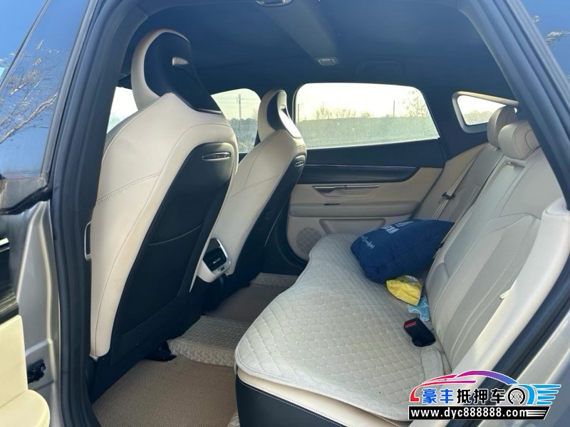 21年小鹏汽车P7轿车抵押车出售