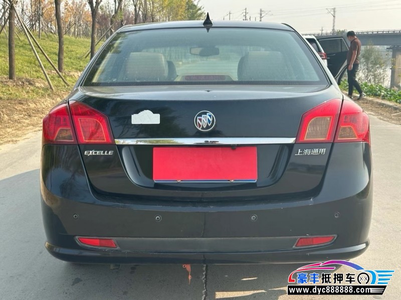 13年别克凯越轿车抵押车出售