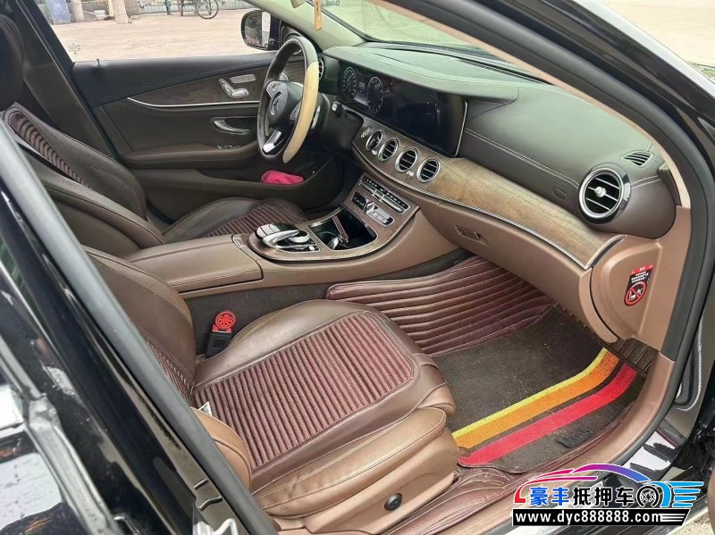 18年奔驰E轿车抵押车出售