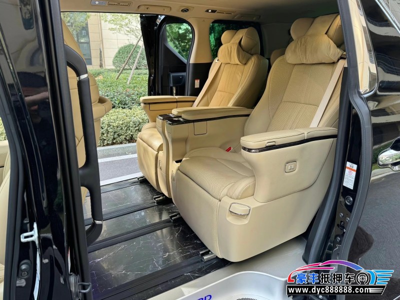 21年丰田埃尔法MPV抵押车出售