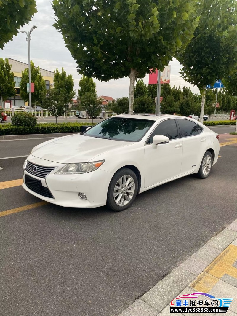 14年雷克萨斯ES轿车抵押车出售