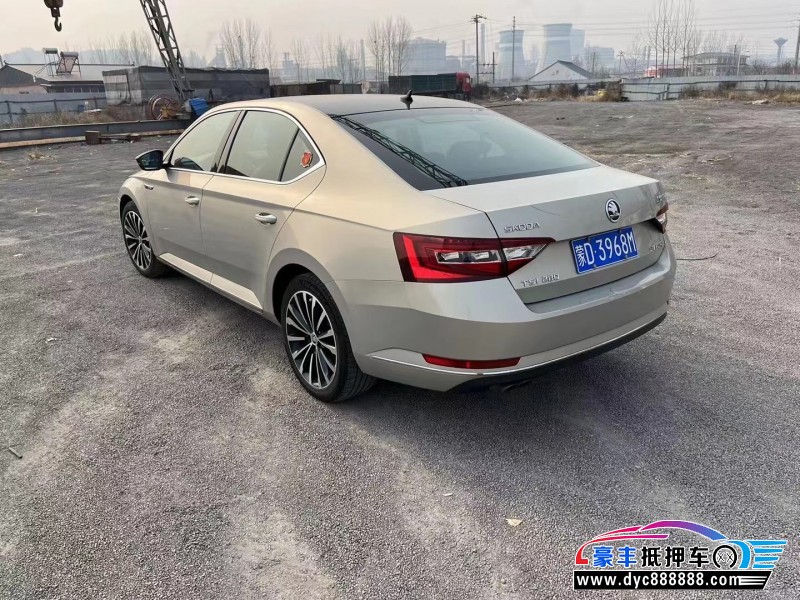 17年斯柯达速派轿车抵押车出售