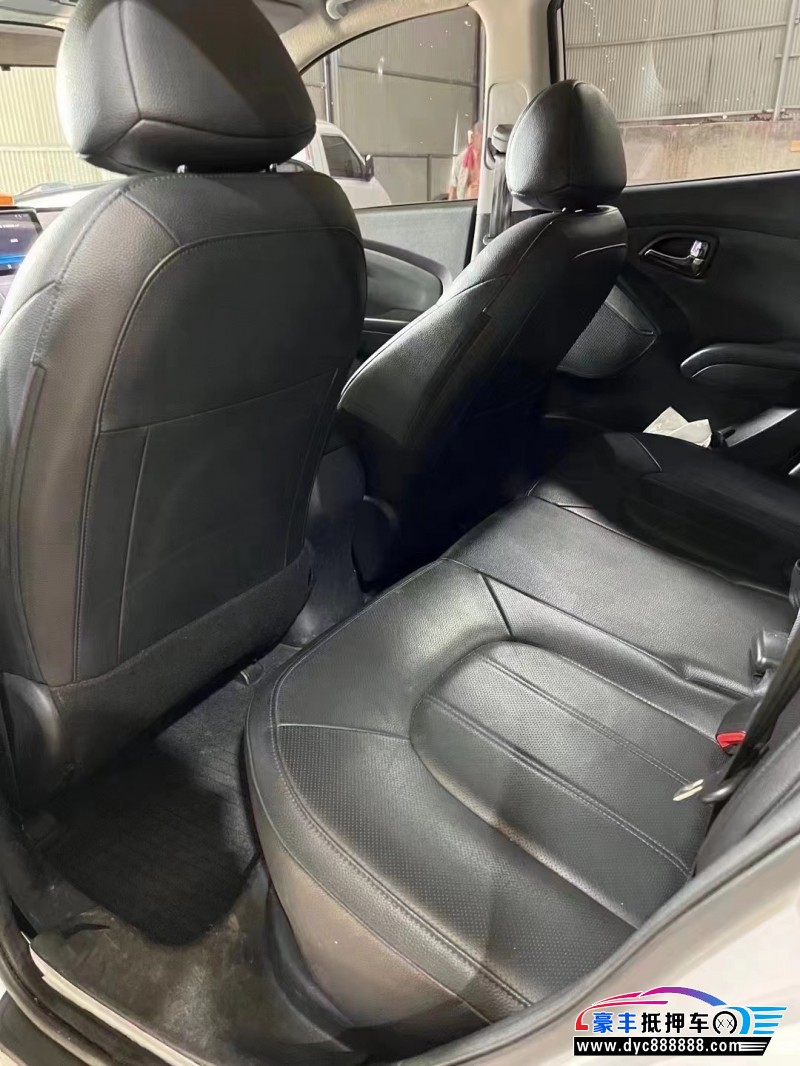 18年现代ix35SUV抵押车出售