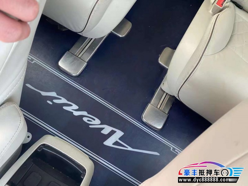 22年别克GL8轿车抵押车出售