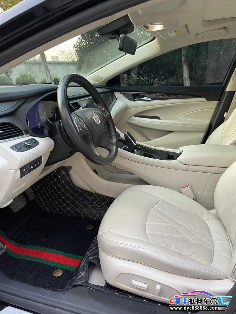 22年别克君越轿车抵押车出售