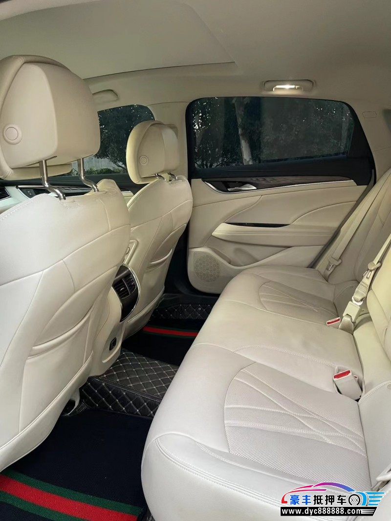 22年别克君越轿车抵押车出售