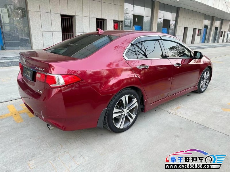 13年本田思铂睿轿车抵押车出售