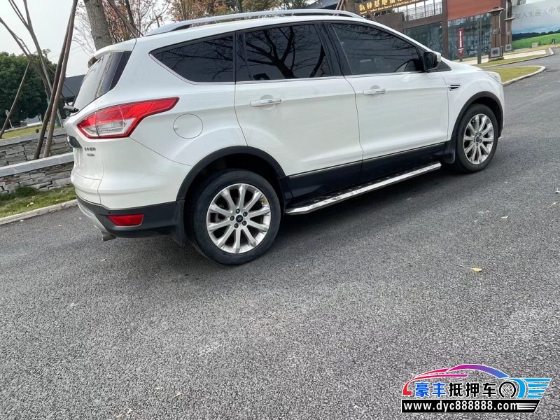 14年福特翼虎轿车抵押车出售