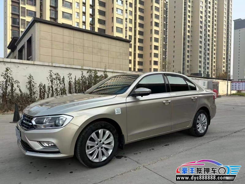 17年大众宝来轿车抵押车出售