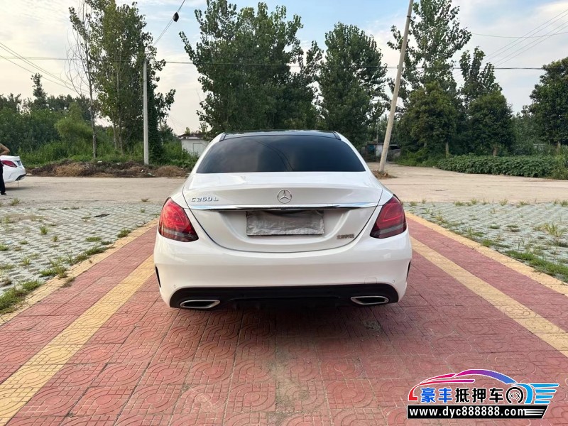 22年奔驰C轿车抵押车出售