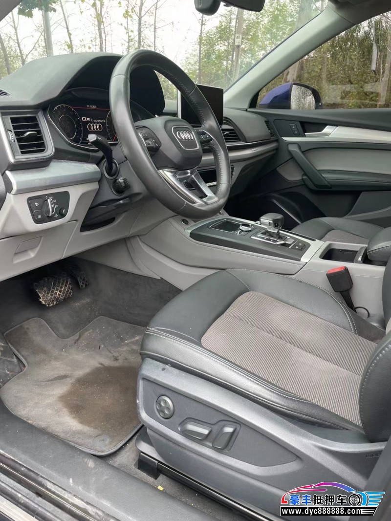 19年奥迪Q5轿车抵押车出售