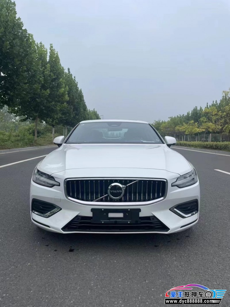 23年沃尔沃S60轿车抵押车出售