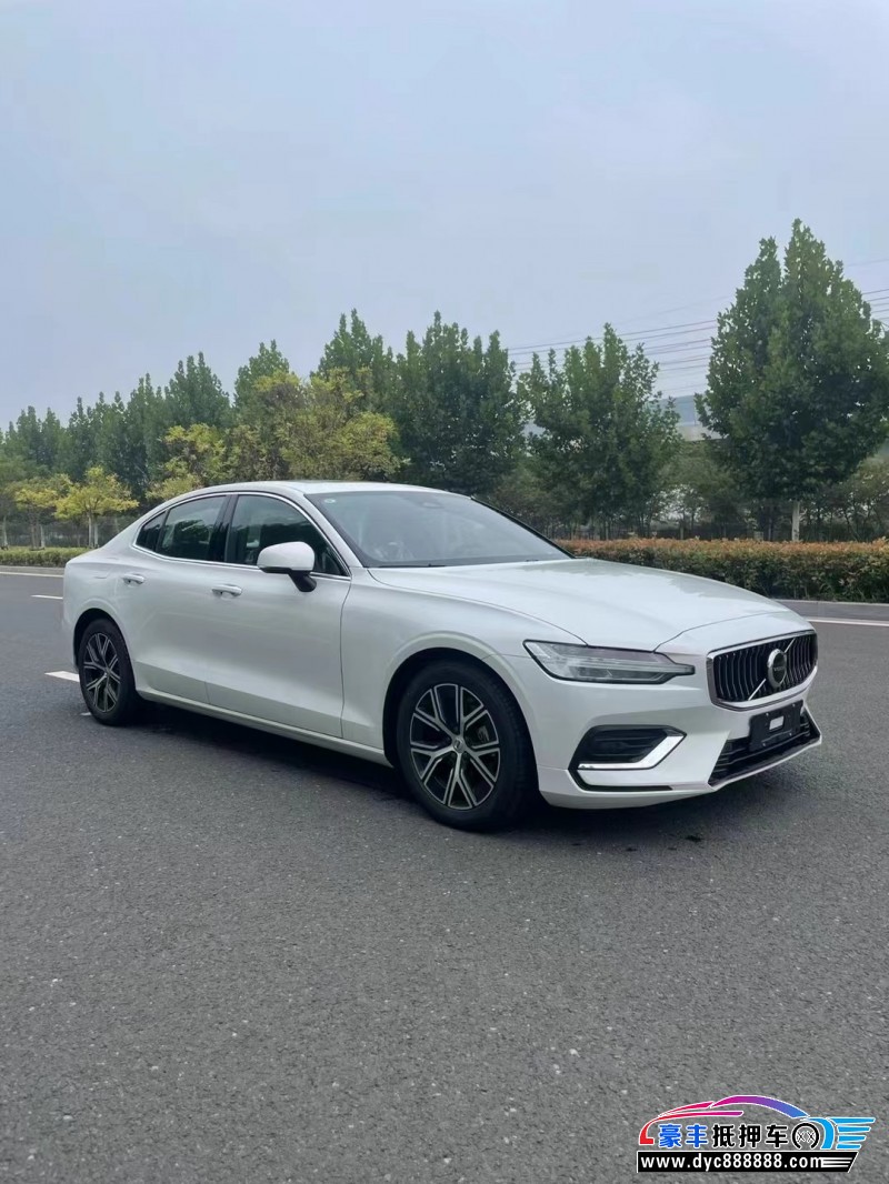 23年沃尔沃S60轿车抵押车出售