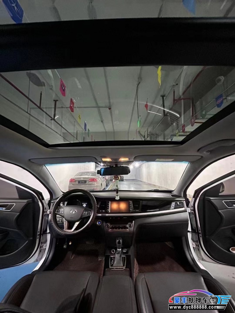 20年现代名图轿车抵押车出售