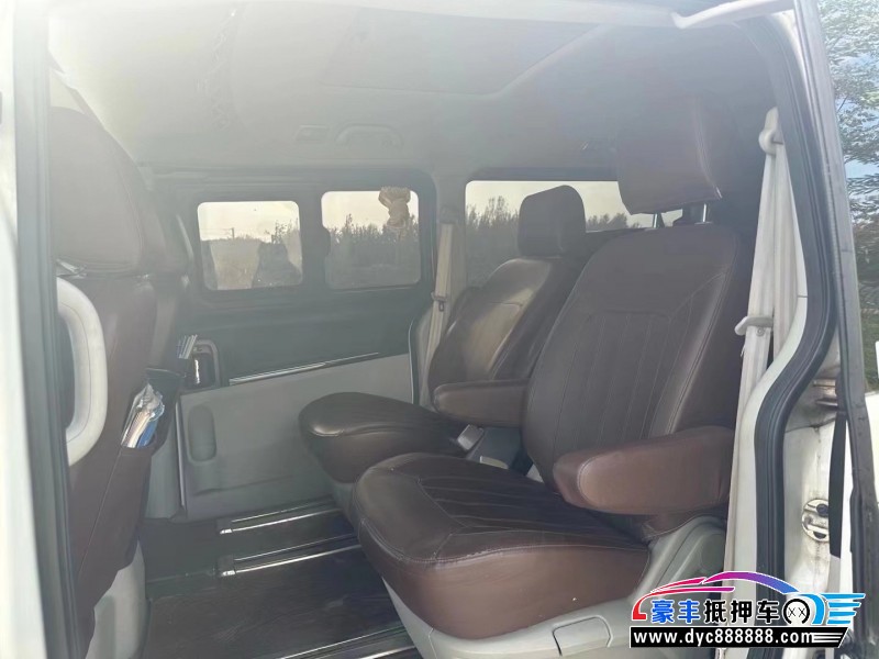 18年江淮瑞风M5轿车抵押车出售