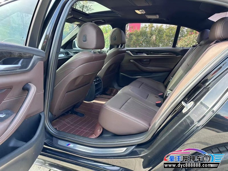 18年宝马5系轿车抵押车出售