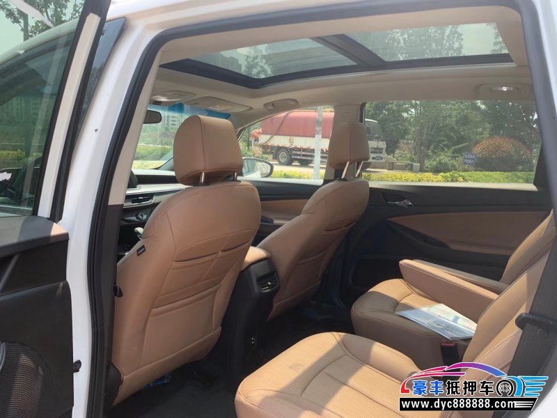 22年别克别克GL6轿车抵押车出售