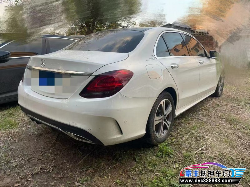 20年奔驰C轿车抵押车出售