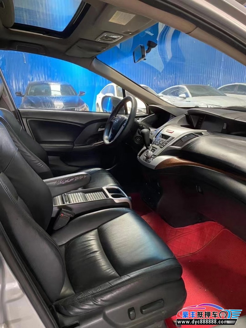 15年本田奥德赛轿车抵押车出售