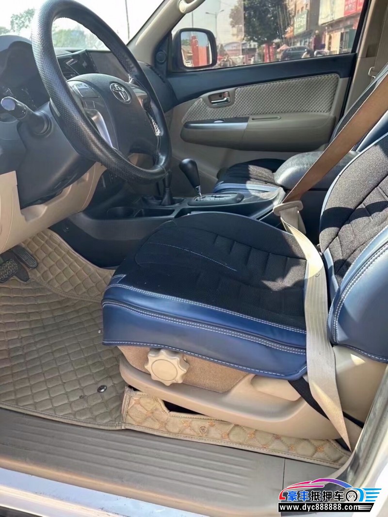 17年丰田Fortuner奔跑者SUV抵押车出售