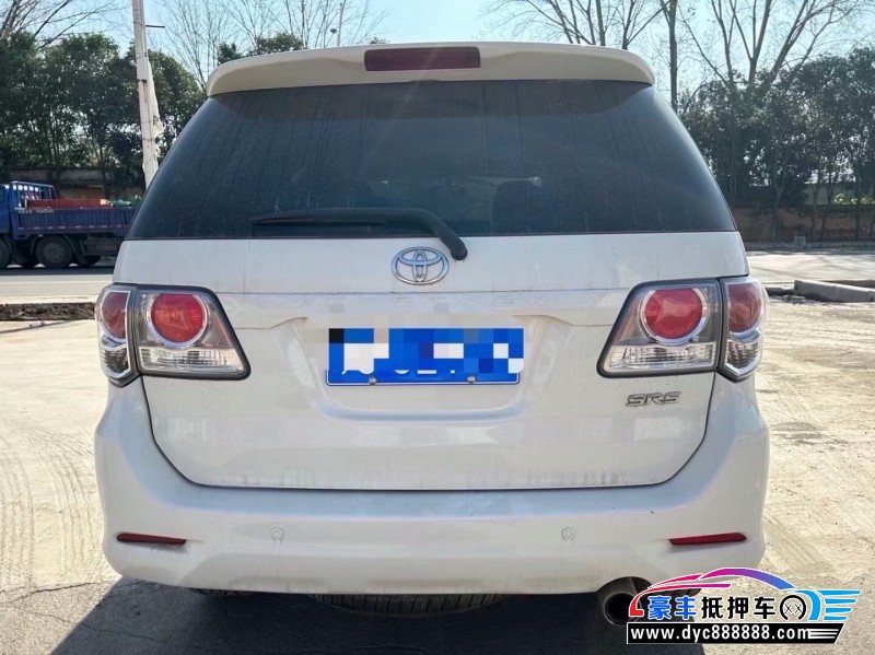 17年丰田Fortuner奔跑者SUV抵押车出售