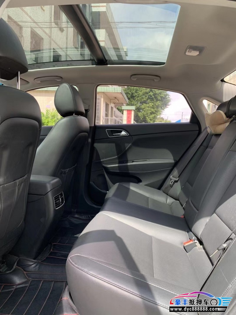 19年现代名图轿车抵押车出售