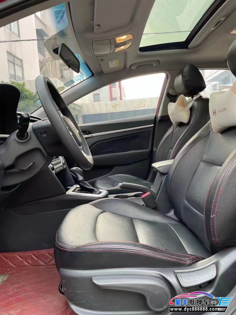 17年现代领动轿车抵押车出售