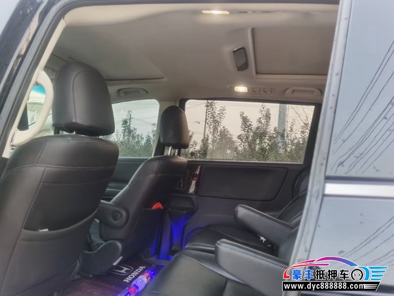 17年本田艾力绅MPV抵押车出售