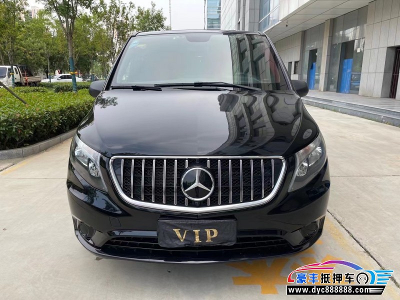 18年奔驰威霆MPV抵押车出售